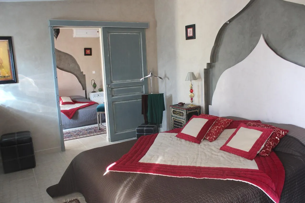 Holiday home Gites Maisons De Vacances Domaine La Chamade Carpentras